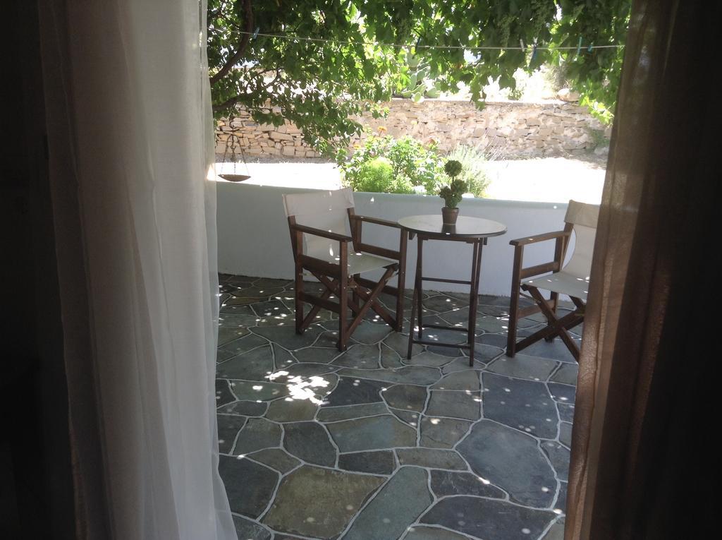 Nikoletta Rooms Páros 객실 사진
