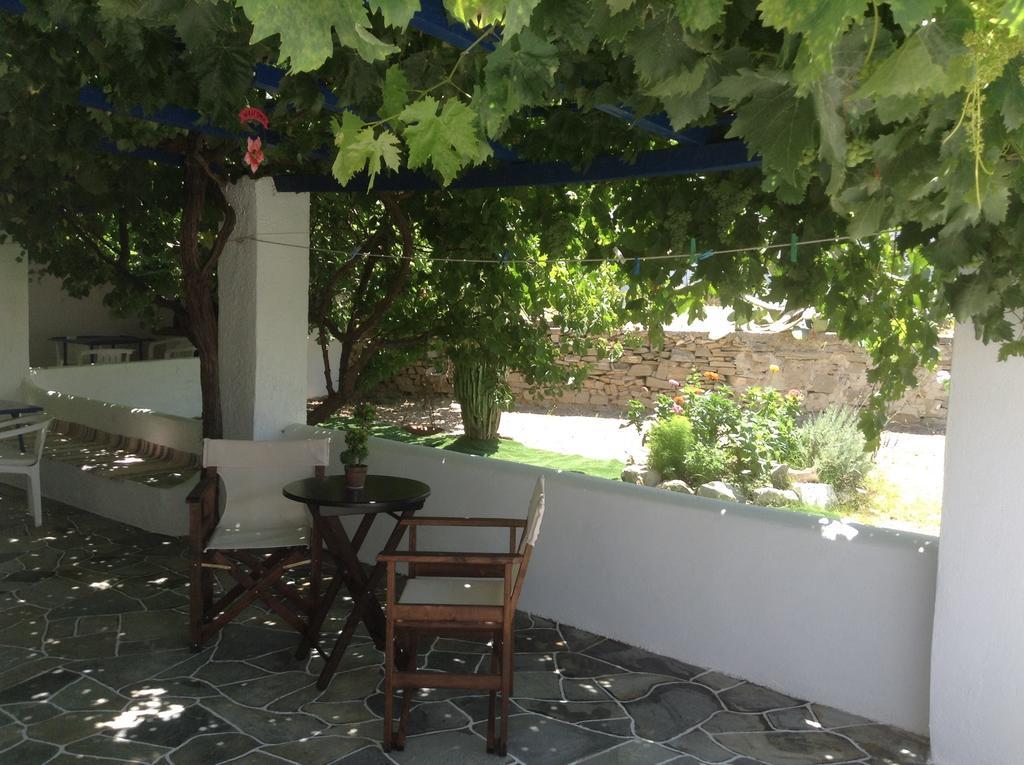 Nikoletta Rooms Páros 외부 사진