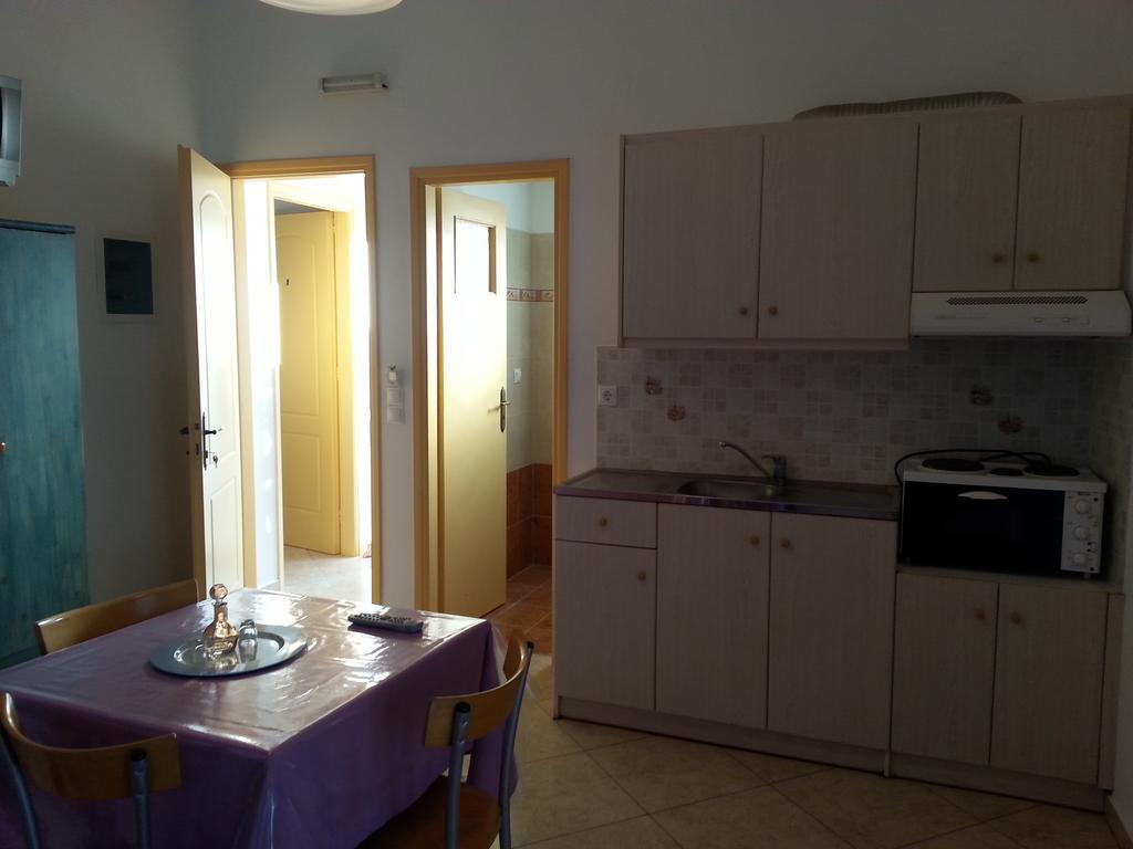 Nikoletta Rooms Páros 객실 사진