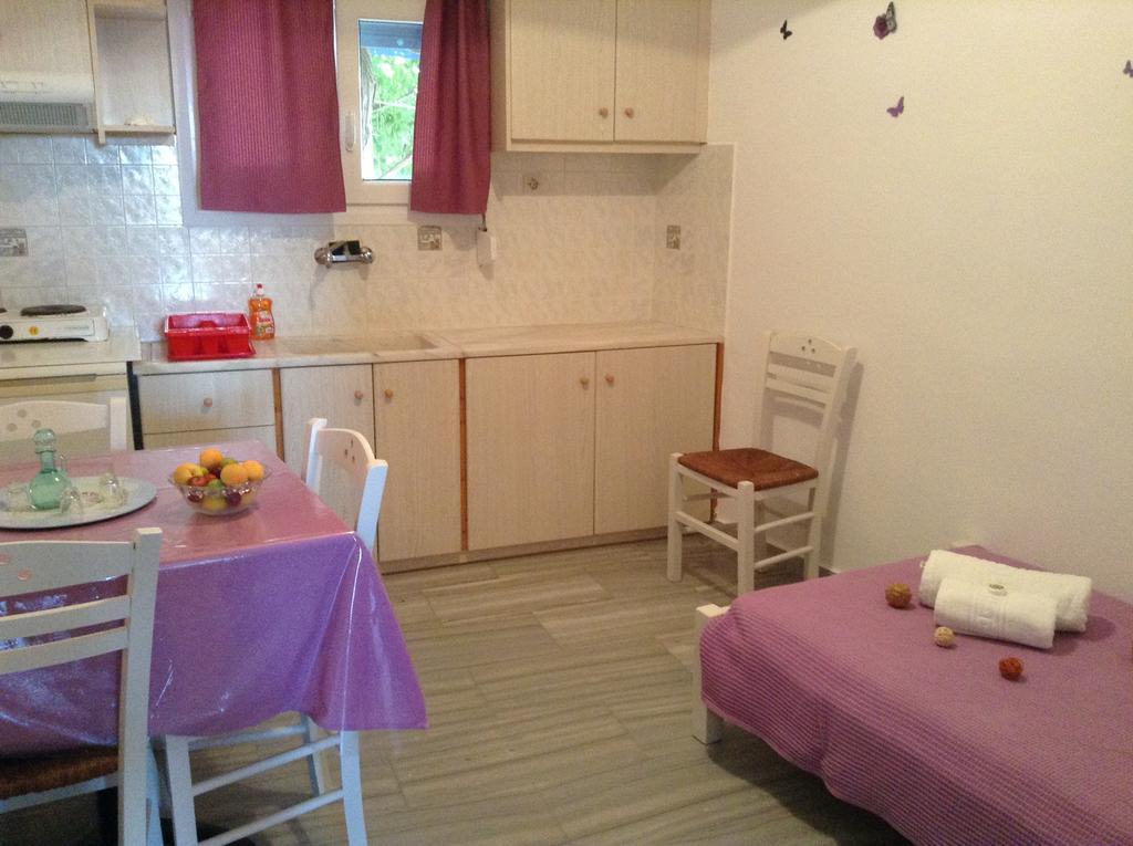 Nikoletta Rooms Páros 외부 사진
