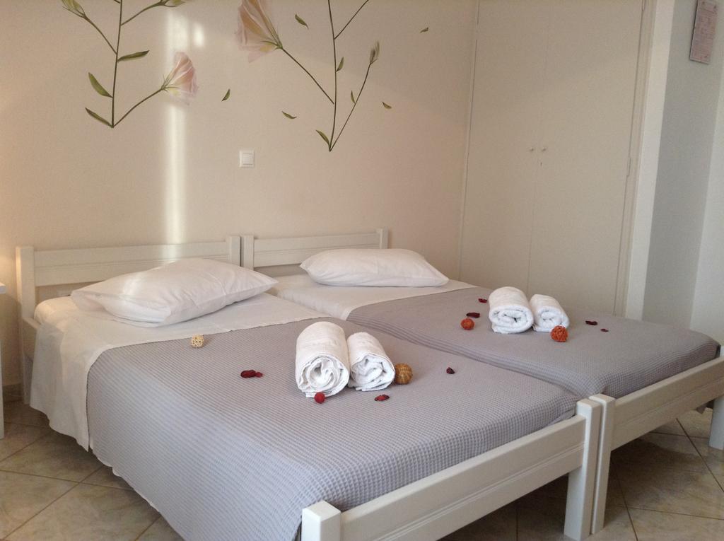 Nikoletta Rooms Páros 외부 사진