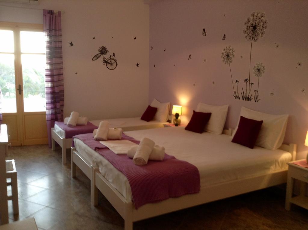 Nikoletta Rooms Páros 외부 사진
