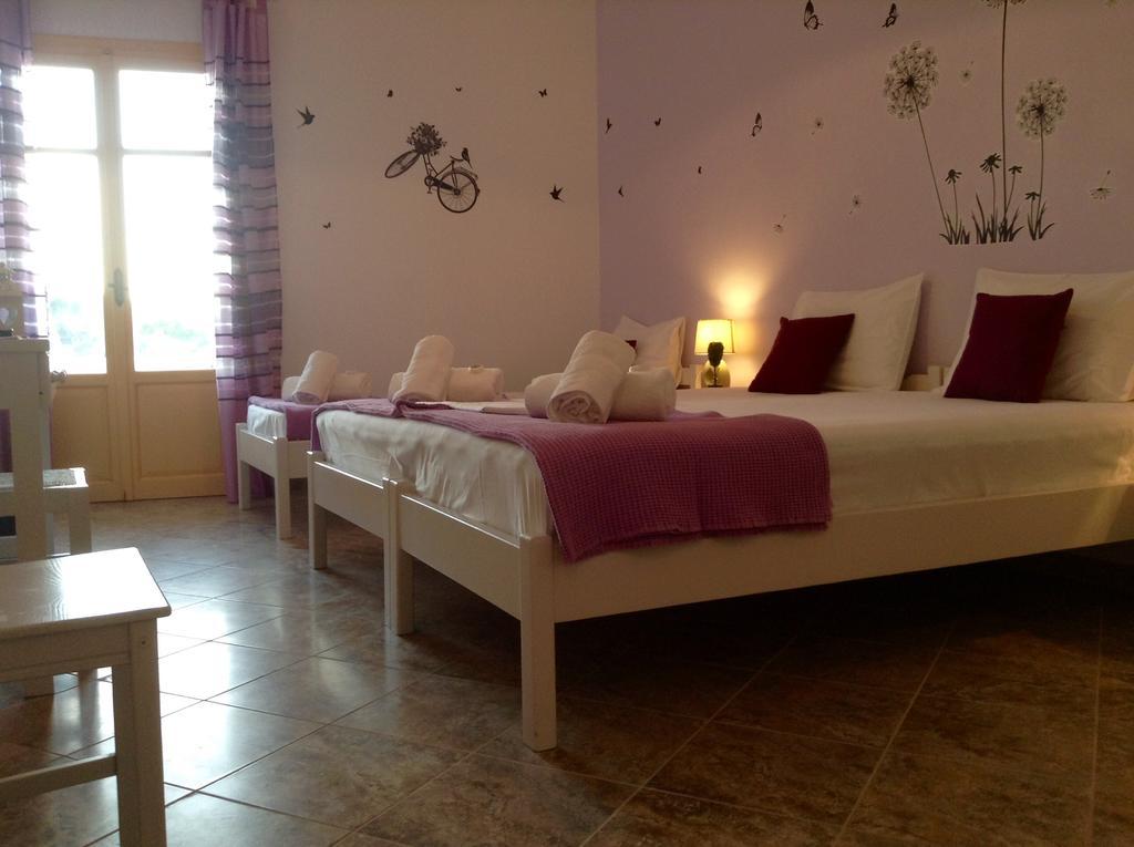 Nikoletta Rooms Páros 외부 사진