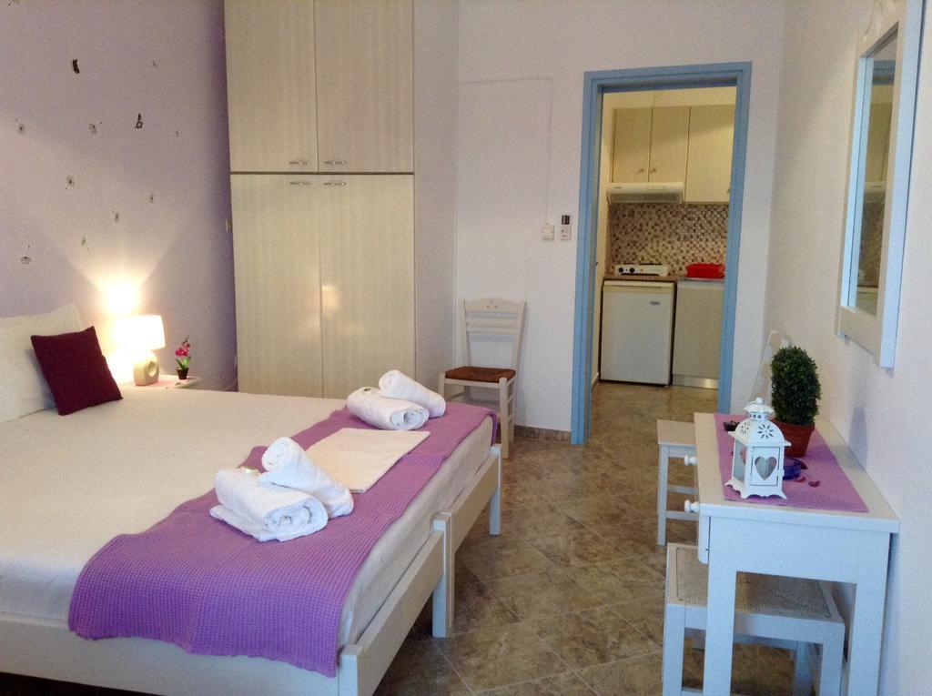 Nikoletta Rooms Páros 외부 사진