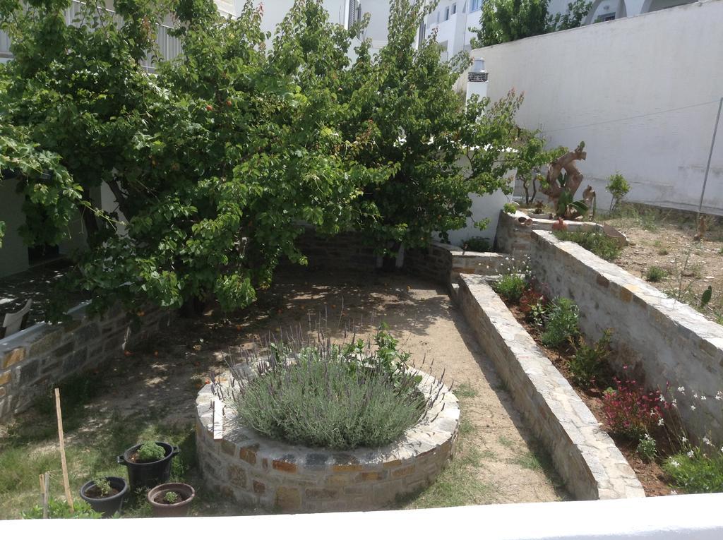 Nikoletta Rooms Páros 외부 사진