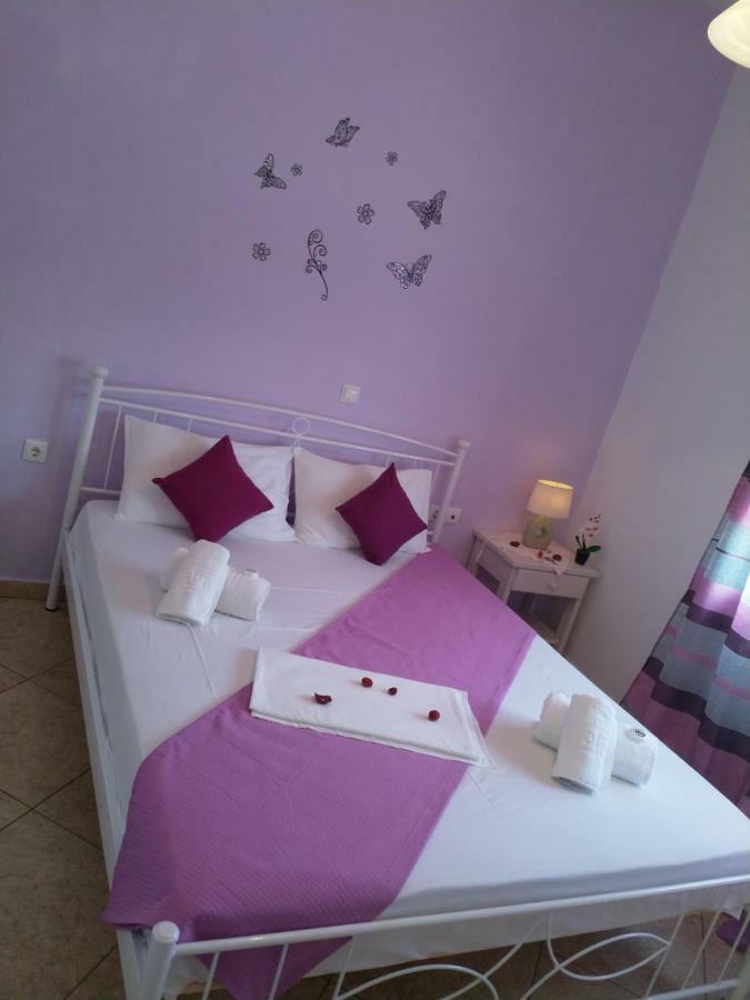 Nikoletta Rooms Páros 외부 사진
